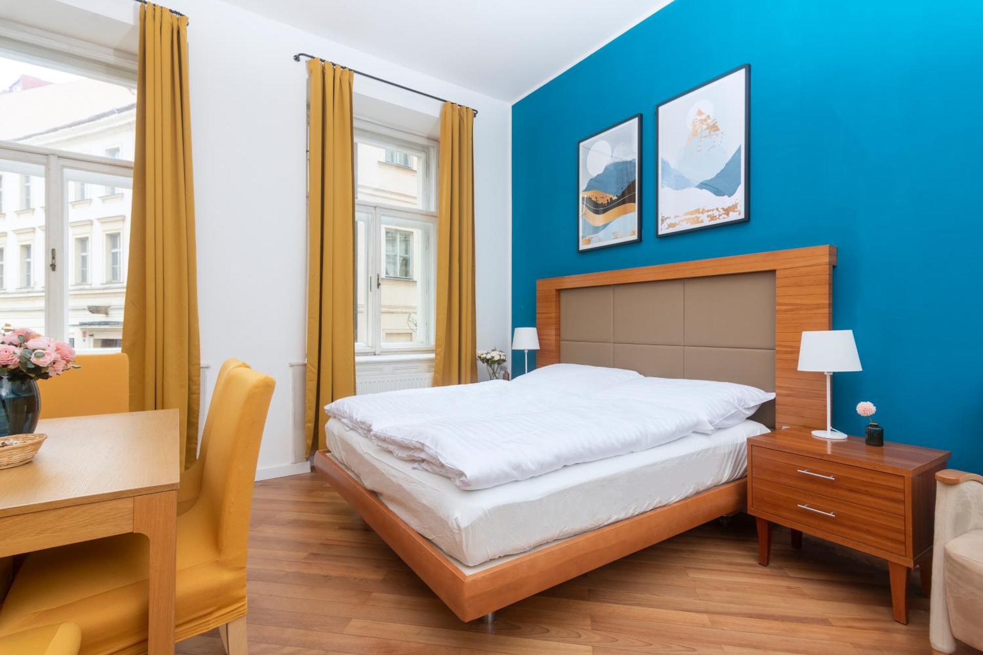 Moonlight Apartments Old Town Praga Zewnętrze zdjęcie